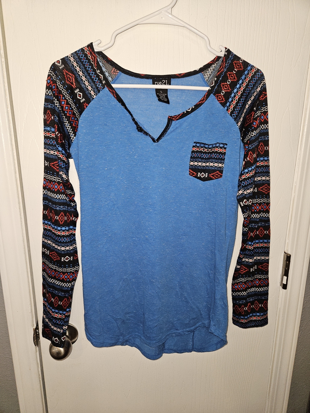 Rue21 Blue Raglan Long Sleeve Top with Aztec Sleeve Print